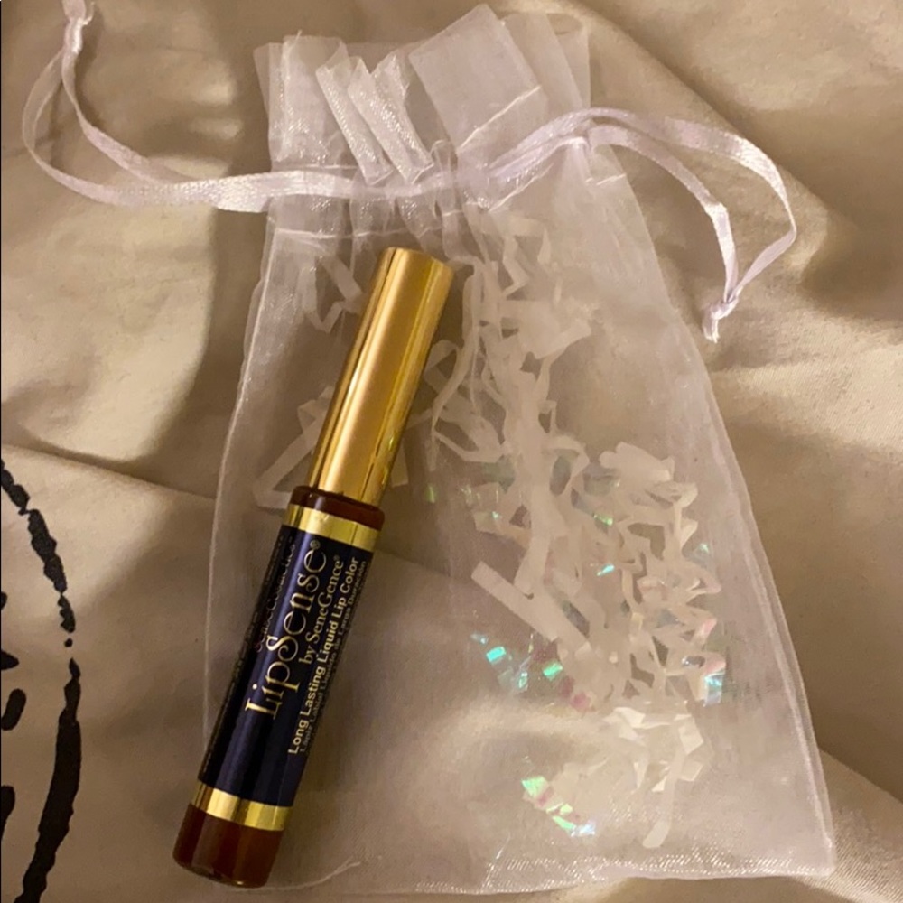 Lipsense long lasting liquid lip color